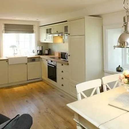 Luxurioeses In Reetdachhaus 公寓 Sylt